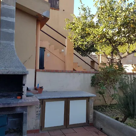 Holiday home Domusmare Villetta *